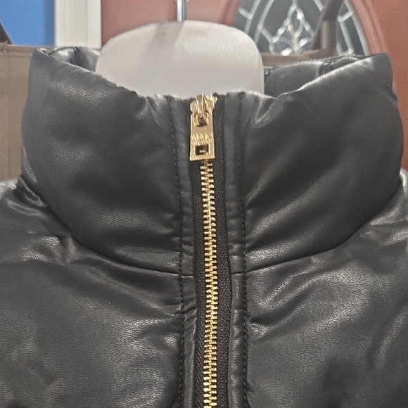 Marc New York Vegan Leather Black Quilted Vest, PM - NWT - Picture 3 of 7